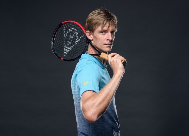 Die neue CX-Serie von Dunlop mit Komponenten aus Infinergy® (E-TPU) von BASF wurde für moderne Tennisspieler wie Kevin Anderson entwickelt, deren Spieltechnik ein Maximum an Power, Kontrolle und Spin erfordert.
Designed for modern day tennis players in