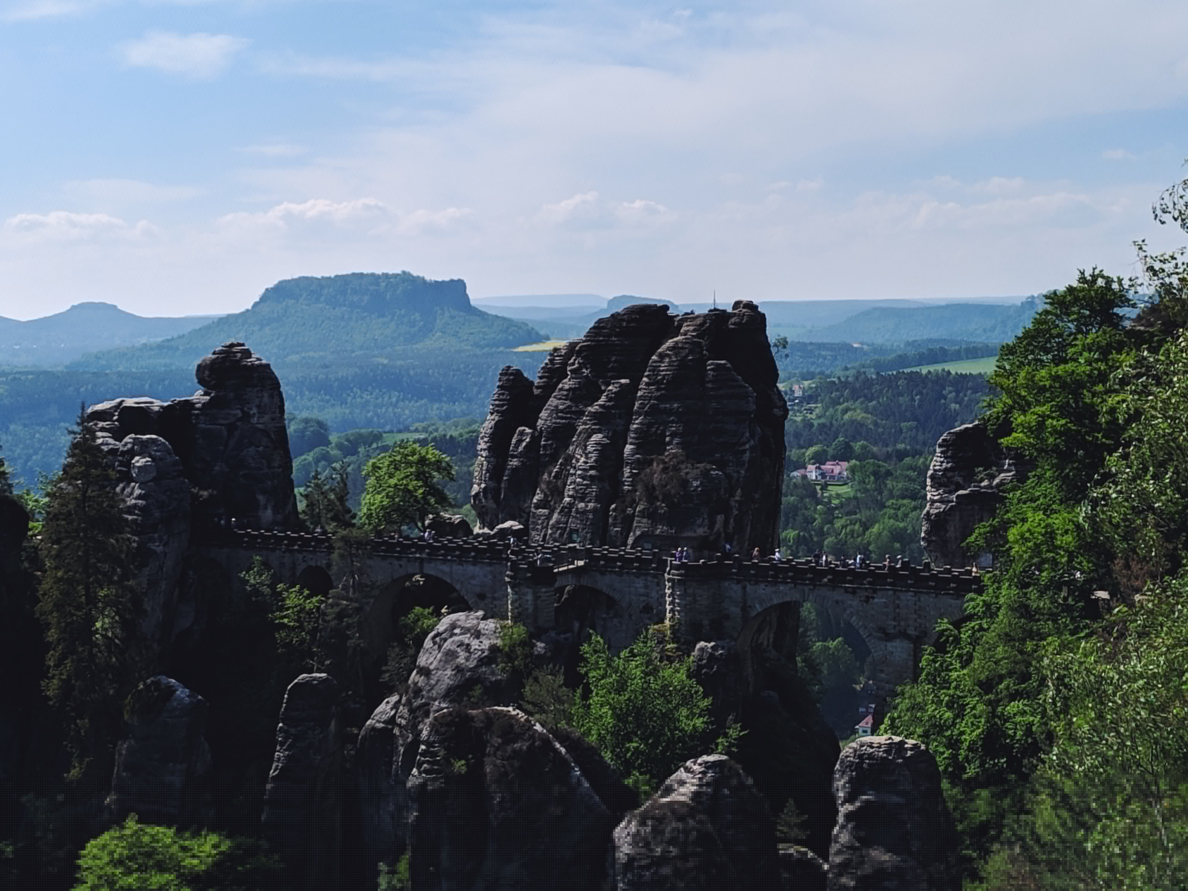 Bastei_Sächsische Schweiz_antonio-mendes-PnmzsQPylCk-unsplash